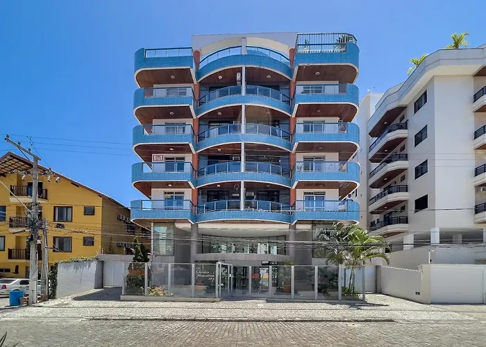 Cobertura de alto padrão com vista para a Praia do Forte Cabo Frio
